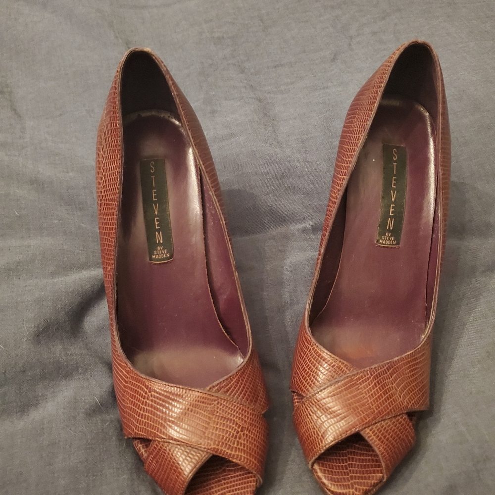 Womens heels